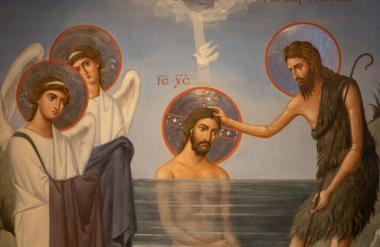 Danas je sv. Ivan Krstitelj – posrednik je između Novoga i Staroga Zavjeta, poslije Bogorodice ima najviše blagdana u liturgiji, a današnji dan zove se i “ljetni Božić”